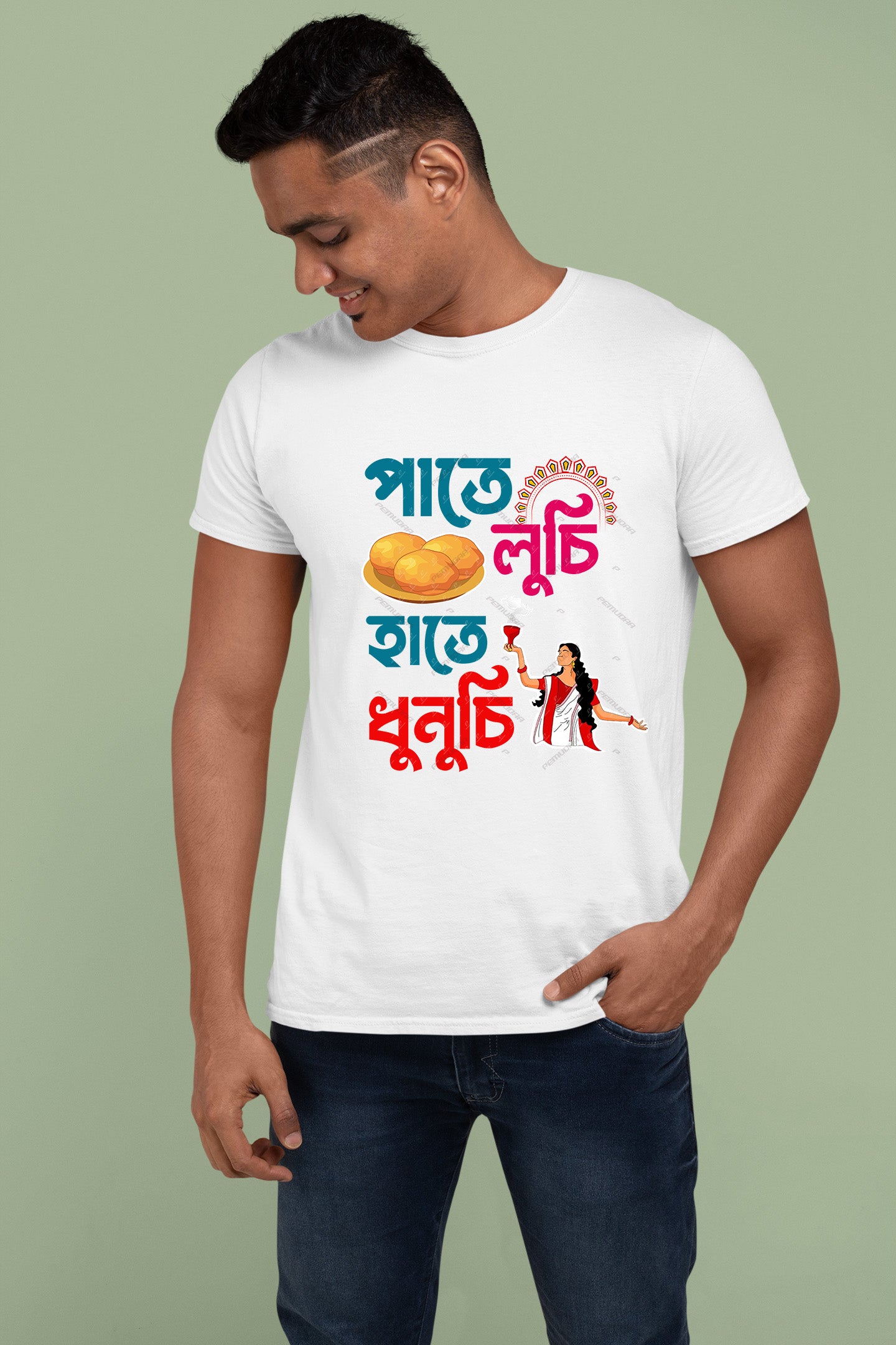 Pate Luchi Hate Dhunuchi Durga Puja T-Shirt